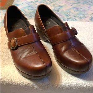 Dansko Tamera Size 39 brown